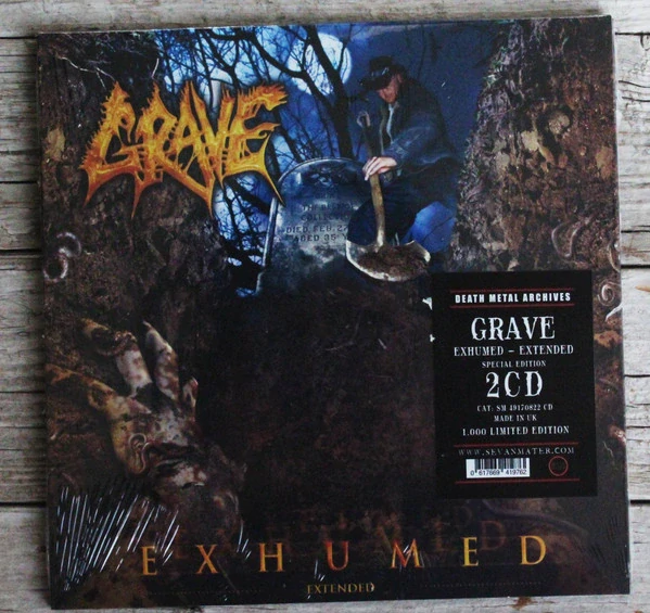 Grave – Exhumed – Extended – Double CD in special Triple 7′ vinyl edition (Limited to 1.000 copies)